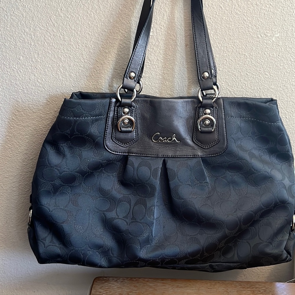 navy blue coach purse